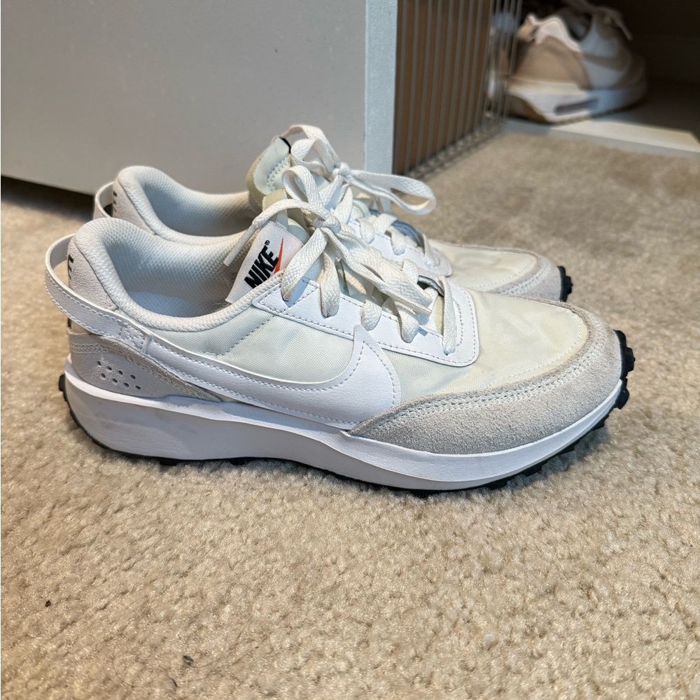 Nike Waffle Debut